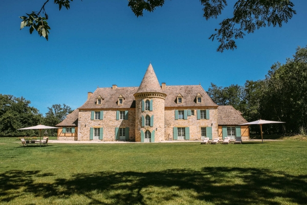 Romantique Château De Conte De Fées Sur Niché Sur 11HA