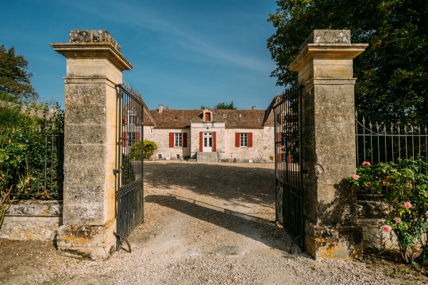 Excellent Chateau Ideal Pour Chevaux