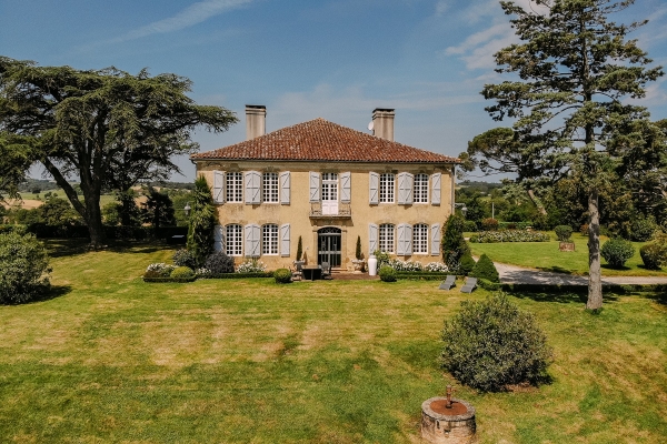 Authentic 18c Manoir With Estate Buildings and Lake