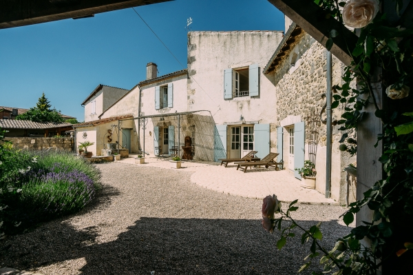 Maison De Ville Avec Piscine